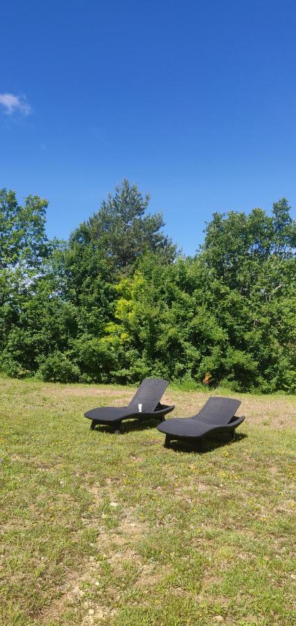 Chez Fanny - Les Tuileries - Gite 1-4 Pers. Avec Jardin Privatif - Proche Cahors Le Montat Exterior foto